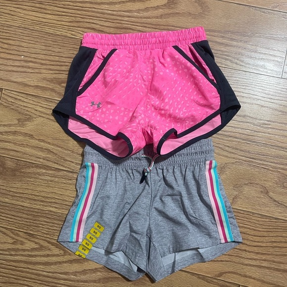 Girls Shorts 5/6 - Picture 1 of 5